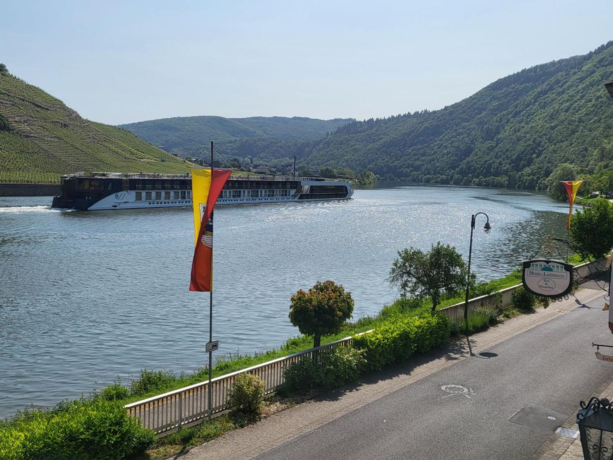 Mosel-Landhaus Am Moselufer B&B Briedern Ngoại thất bức ảnh
