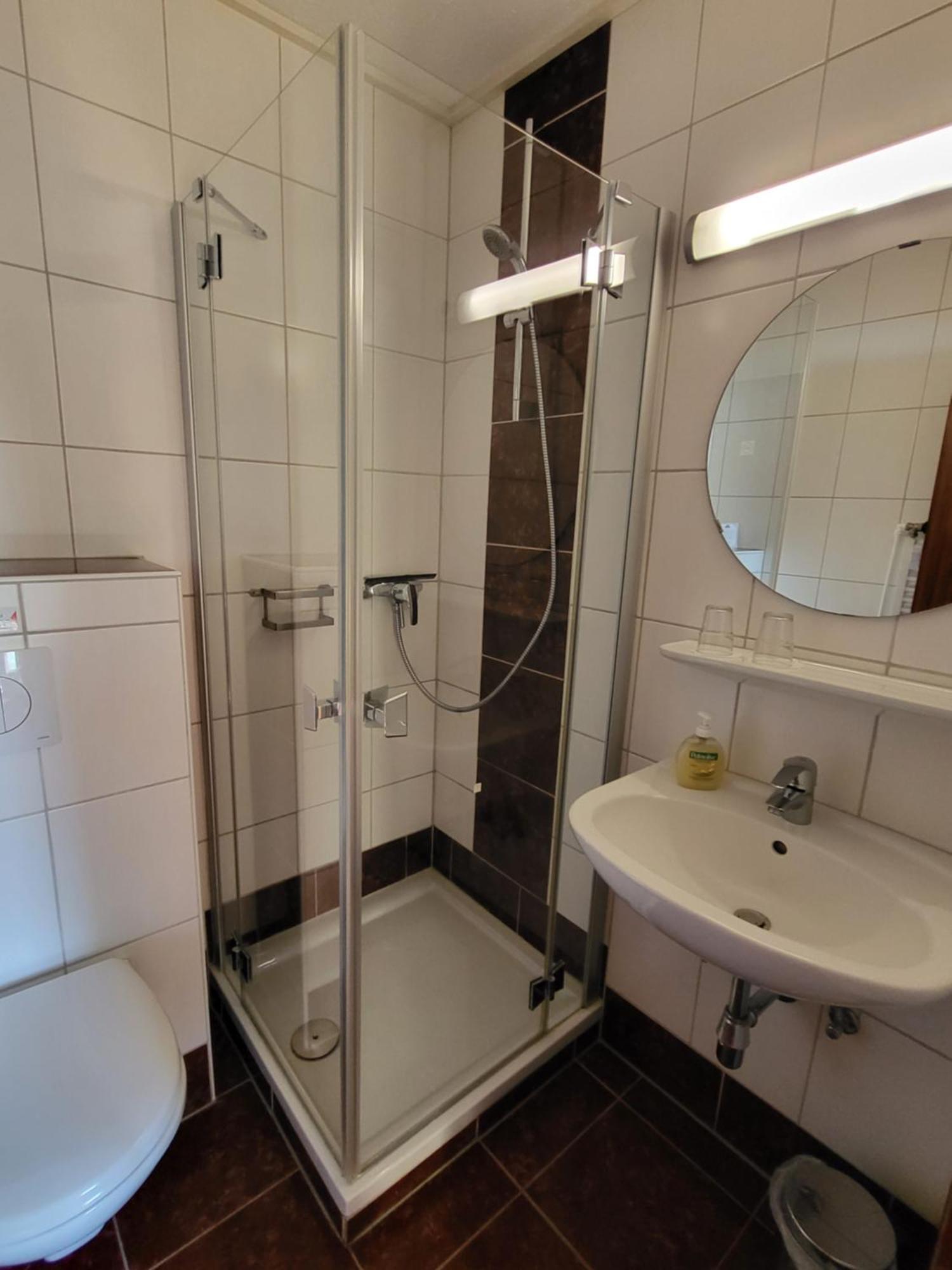 Mosel-Landhaus Am Moselufer B&B Briedern Ngoại thất bức ảnh